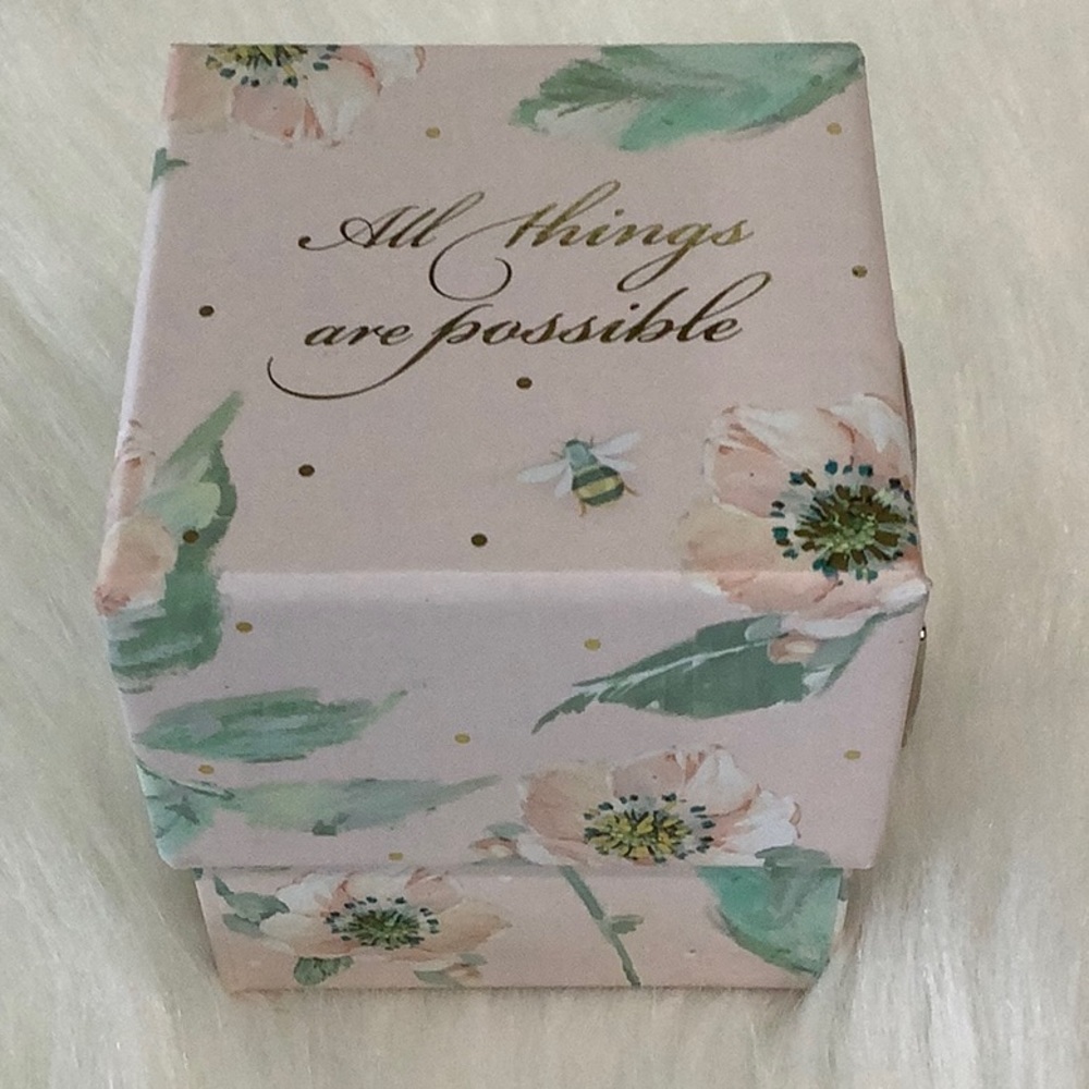 🩷 PUNCH STUDIO 🩷 Sea Glass Music Box With Soap - Picture 2 of 6